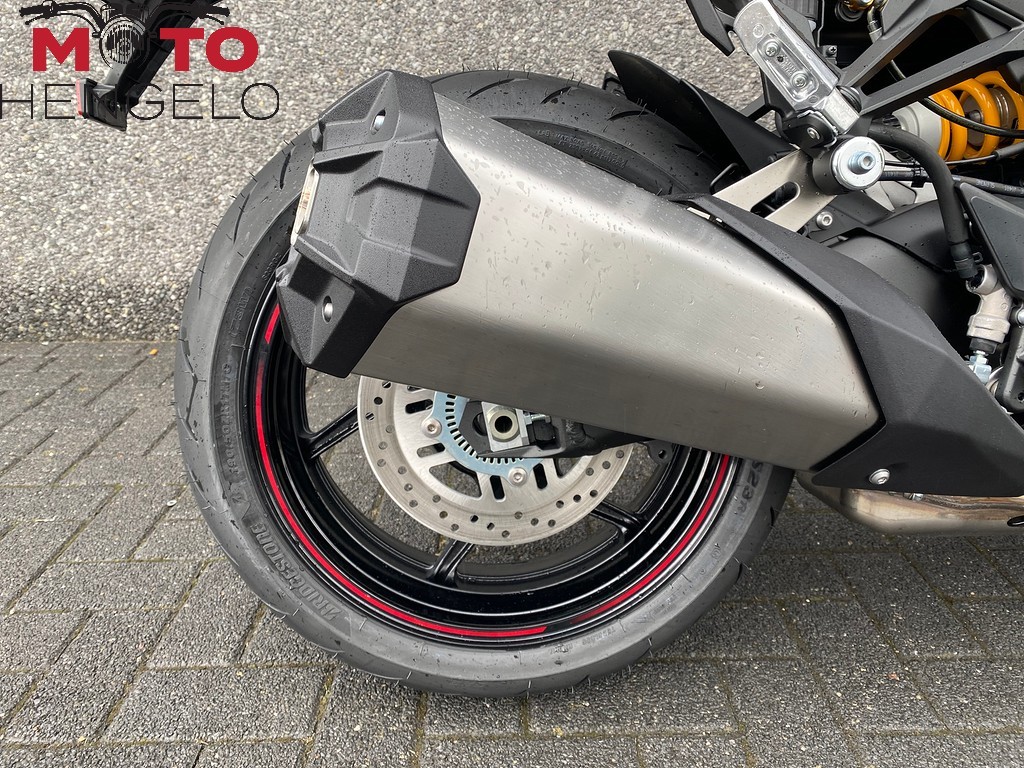 KAWASAKI - NINJA 1100SX SE