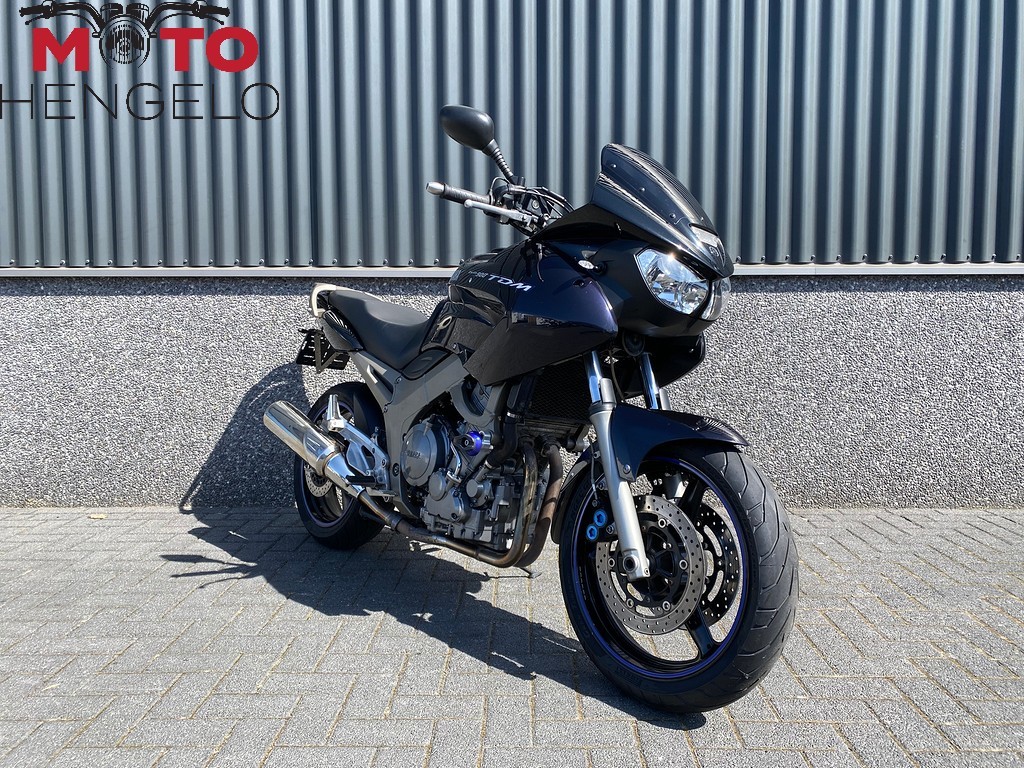 YAMAHA - TDM 900