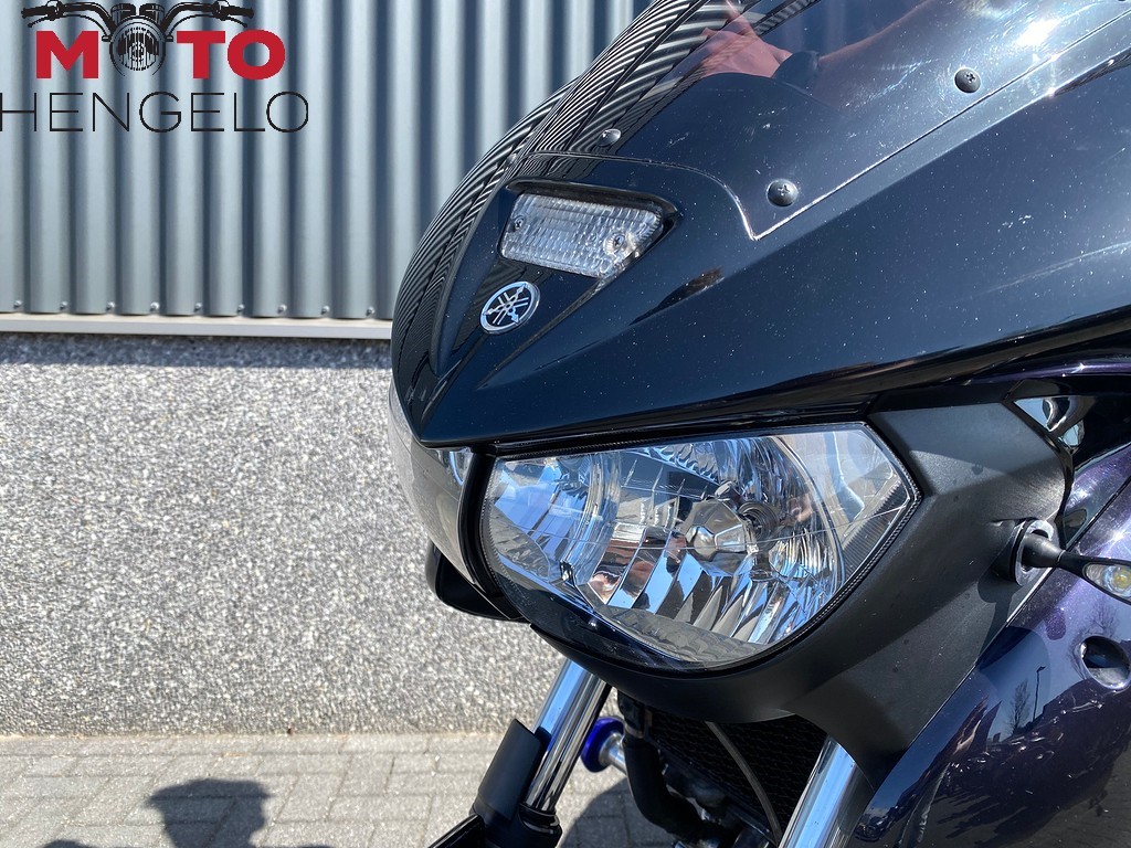 YAMAHA - TDM 900