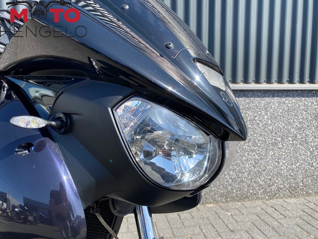 YAMAHA - TDM 900