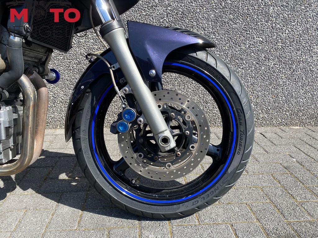 YAMAHA - TDM 900