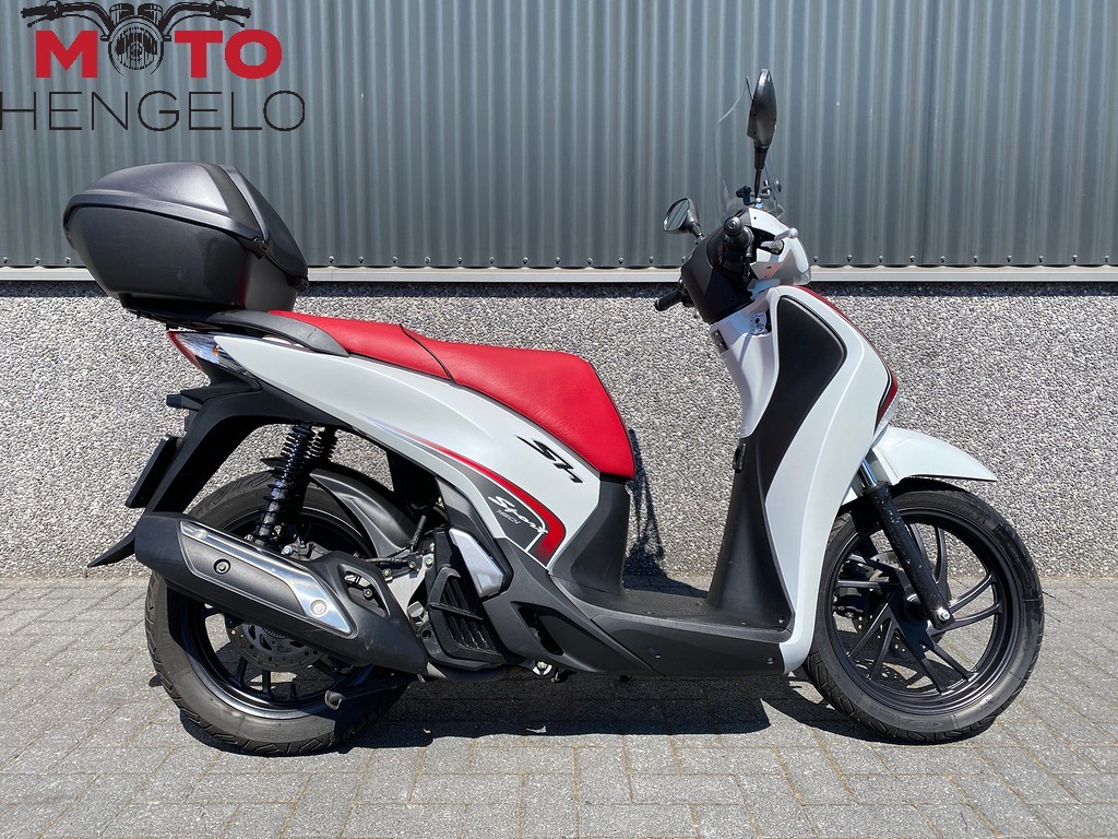 Sh 150 Ricambi Sh Honda Ricambi Originali Honda Sh 150 Adesivo