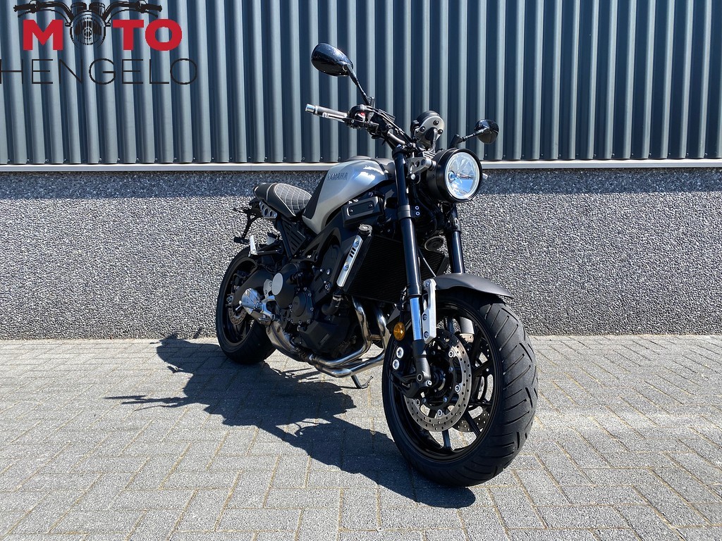 YAMAHA - XSR 900 ABS