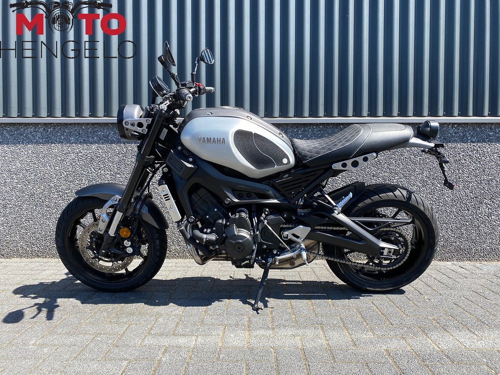 YAMAHA - XSR 900 ABS
