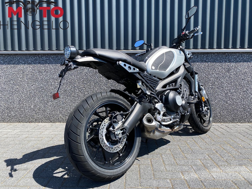 YAMAHA - XSR 900 ABS