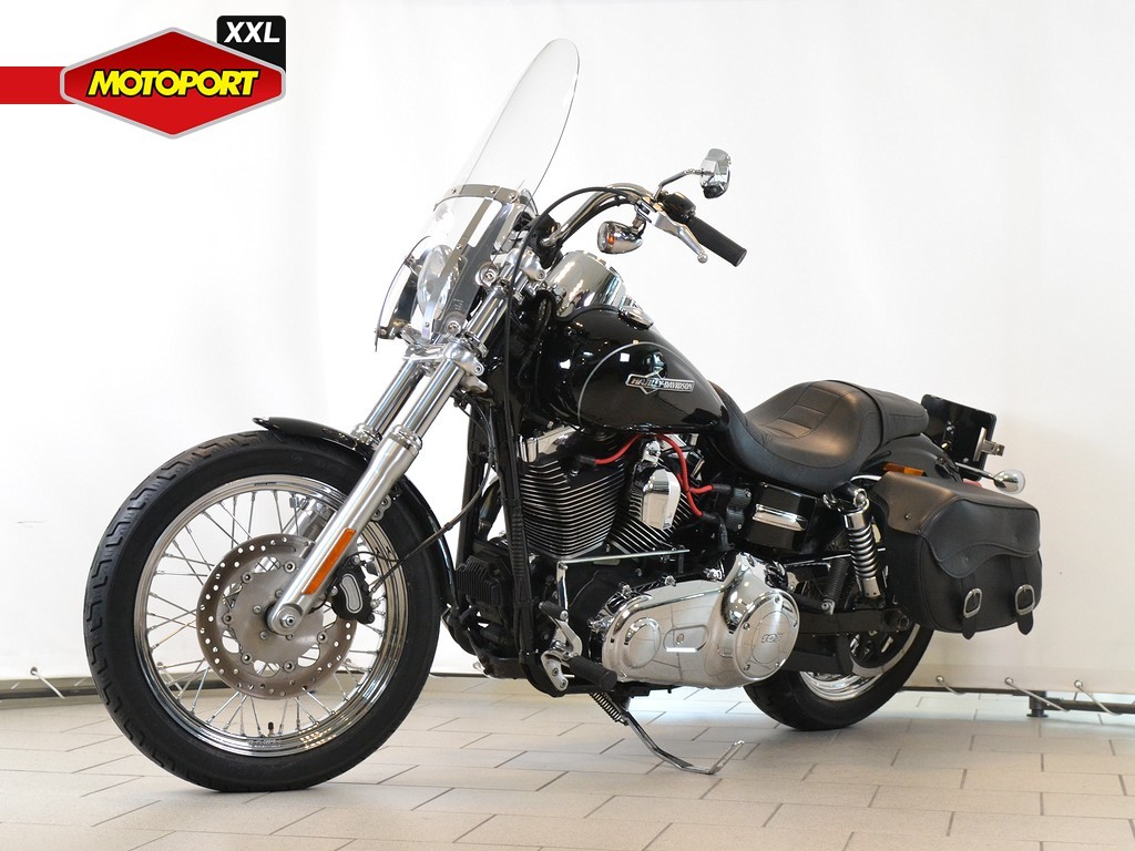 Harley Davidson Super Glide Custom 1