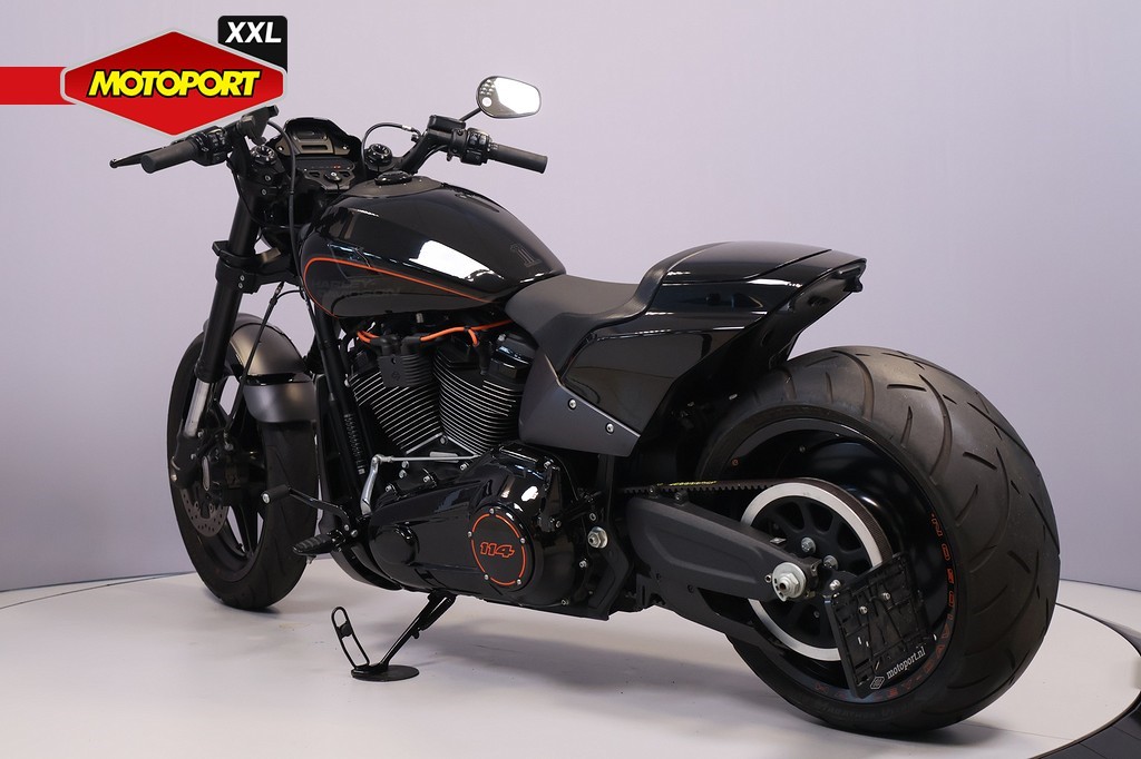 HARLEY-DAVIDSON - FXDRS 114