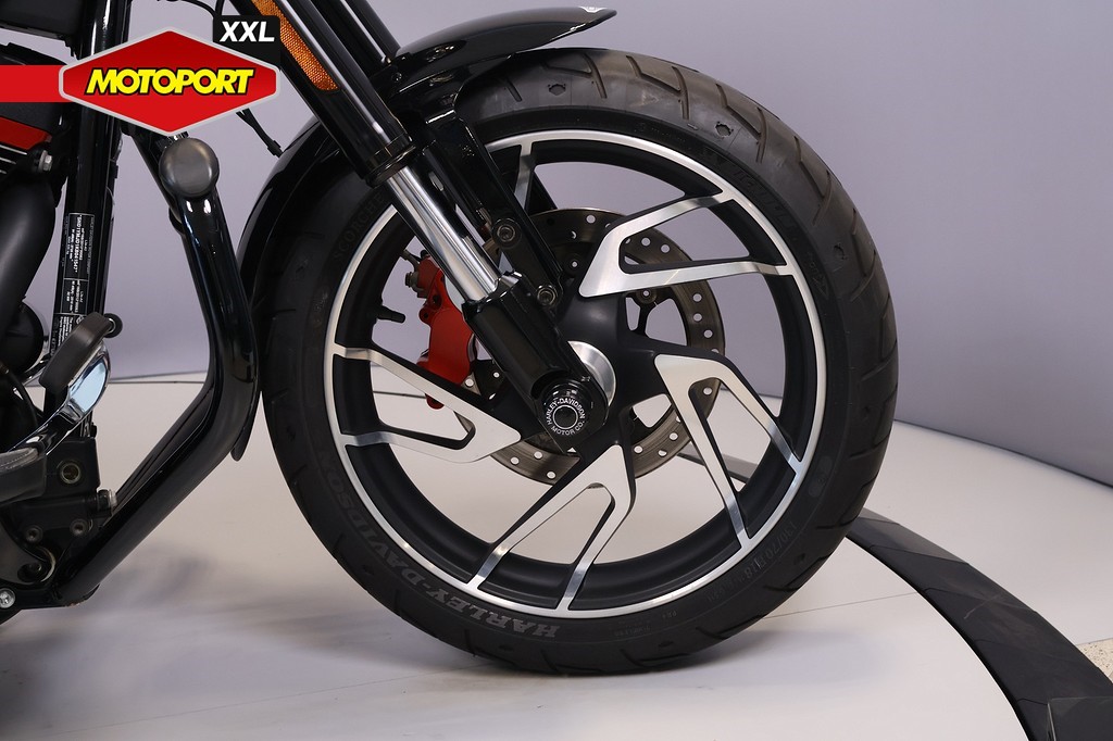 HARLEY-DAVIDSON - SPORT GLIDE