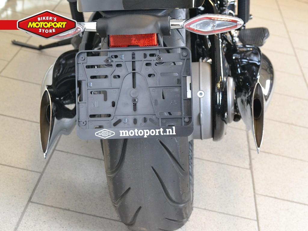 BMW - R 18