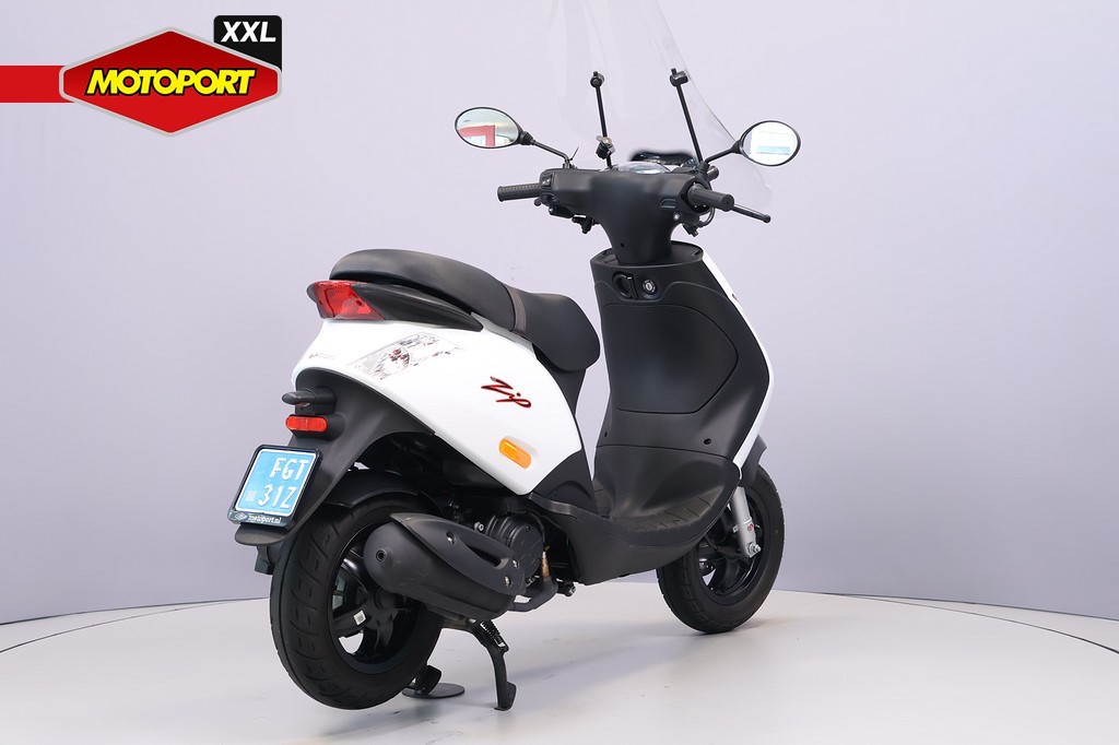 PIAGGIO - ZIP 25KM/H
