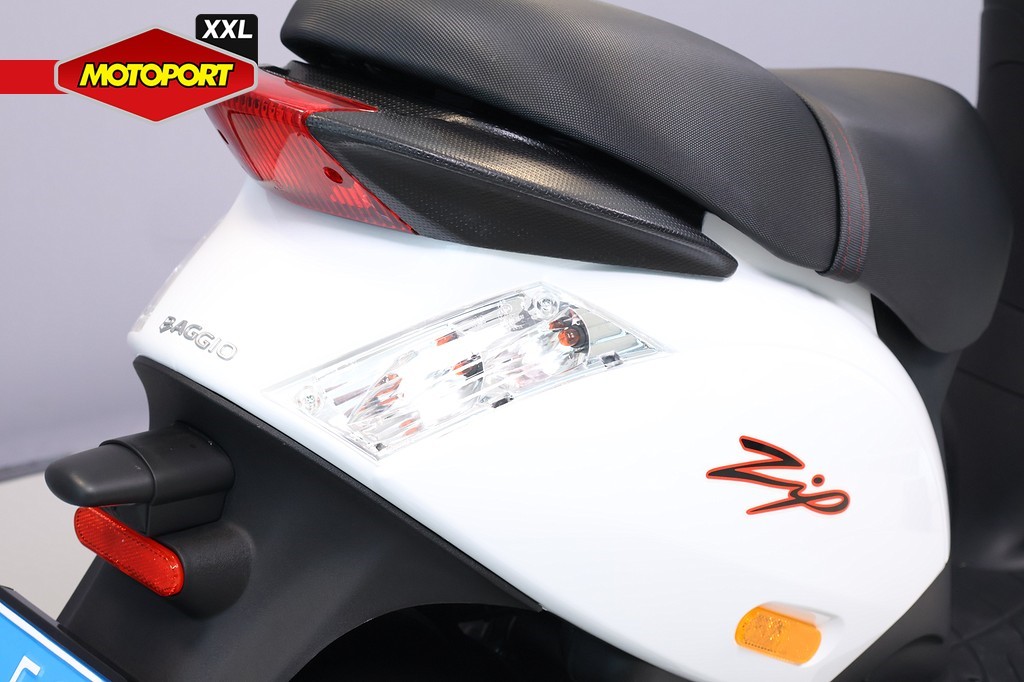 PIAGGIO - ZIP 25KM/H