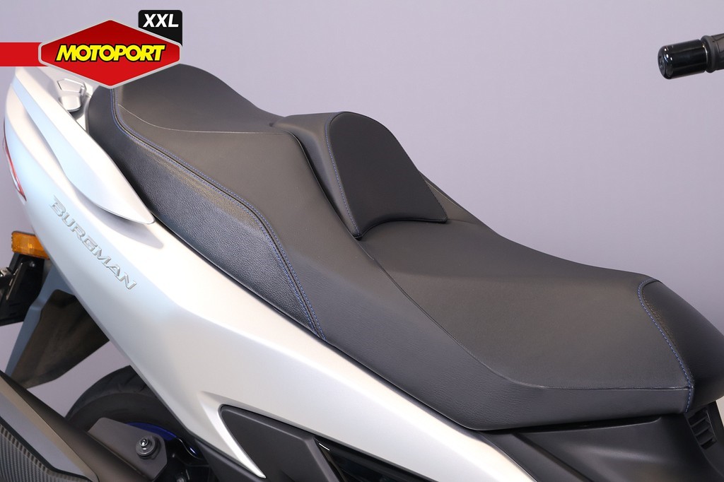 SUZUKI - BURGMAN 400