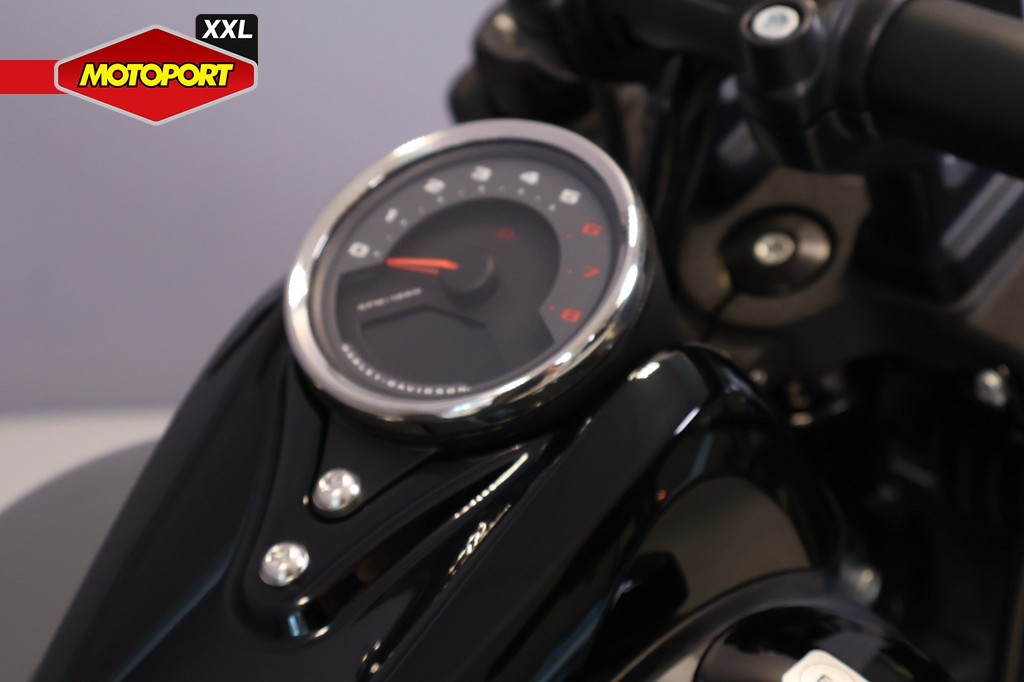 HARLEY-DAVIDSON - FAT BOB 114