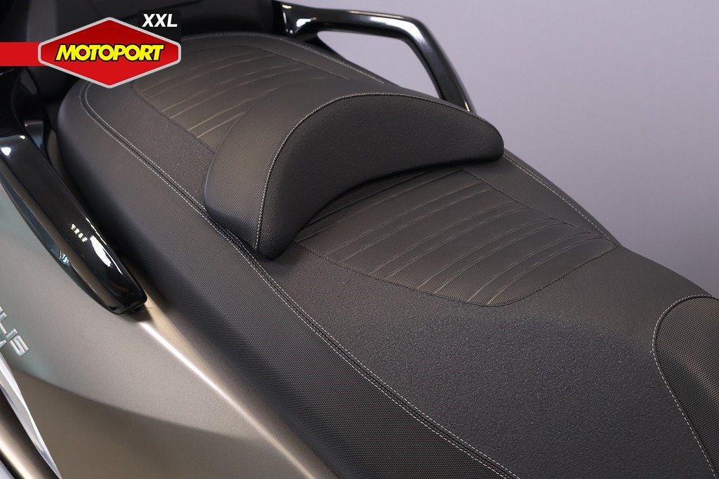 PEUGEOT - METROPOLIS 400 SW