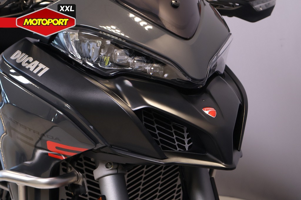 DUCATI - MULTISTRADA V2 S TRAVEL