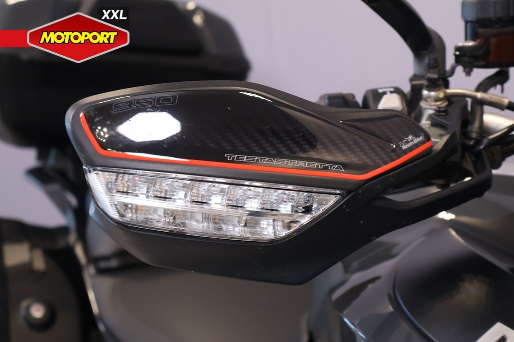 DUCATI - MULTISTRADA V2 S TRAVEL