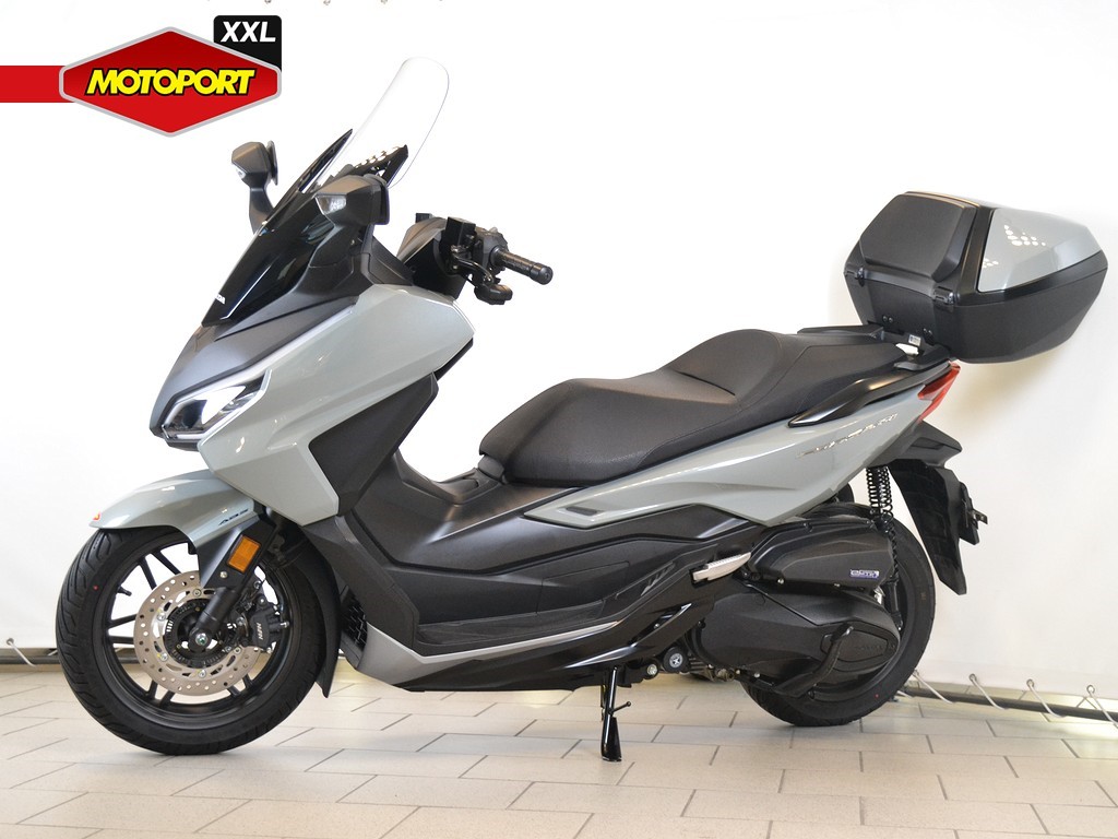 Te Koop: HONDA FORZA 350 - BikeNet