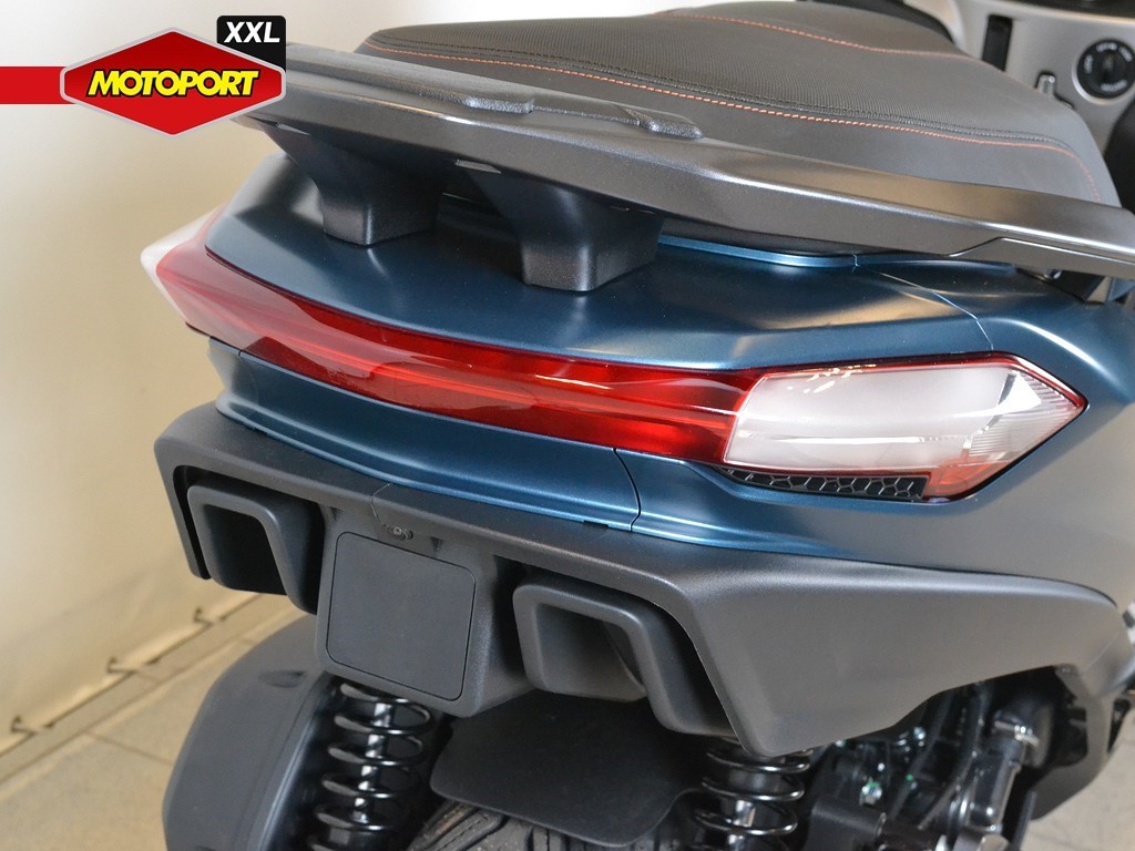 PIAGGIO - MP3 530 EXCLUSIVE