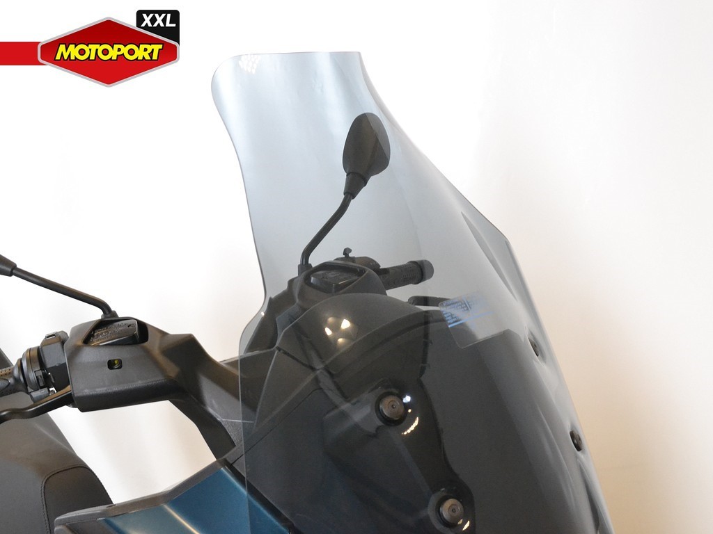 PIAGGIO - MP3 530 EXCLUSIVE