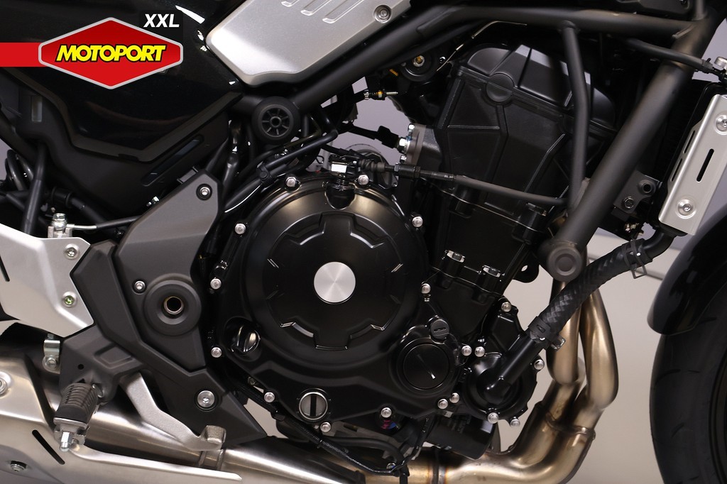 KAWASAKI - Z 650 RS