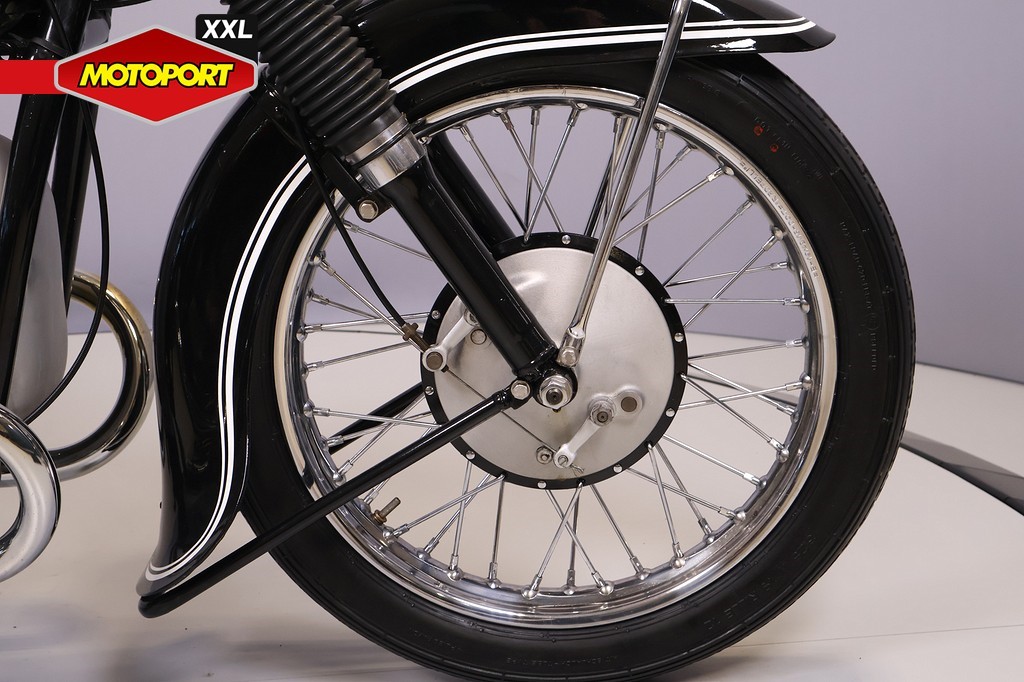 BMW - R 51 / 3