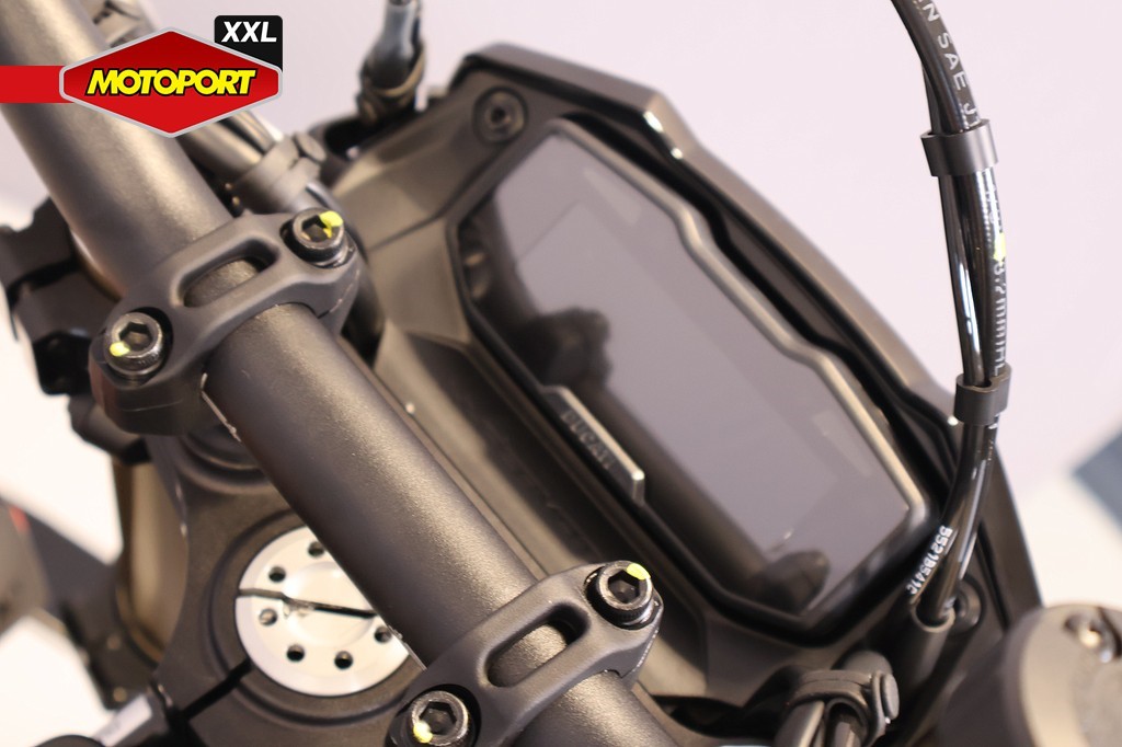 DUCATI - HYPERMOTARD 698 RVE