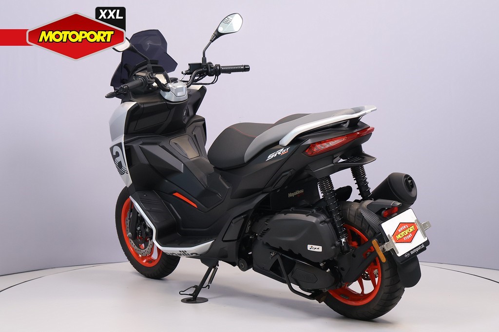 APRILIA - SR GT 200 SPORT