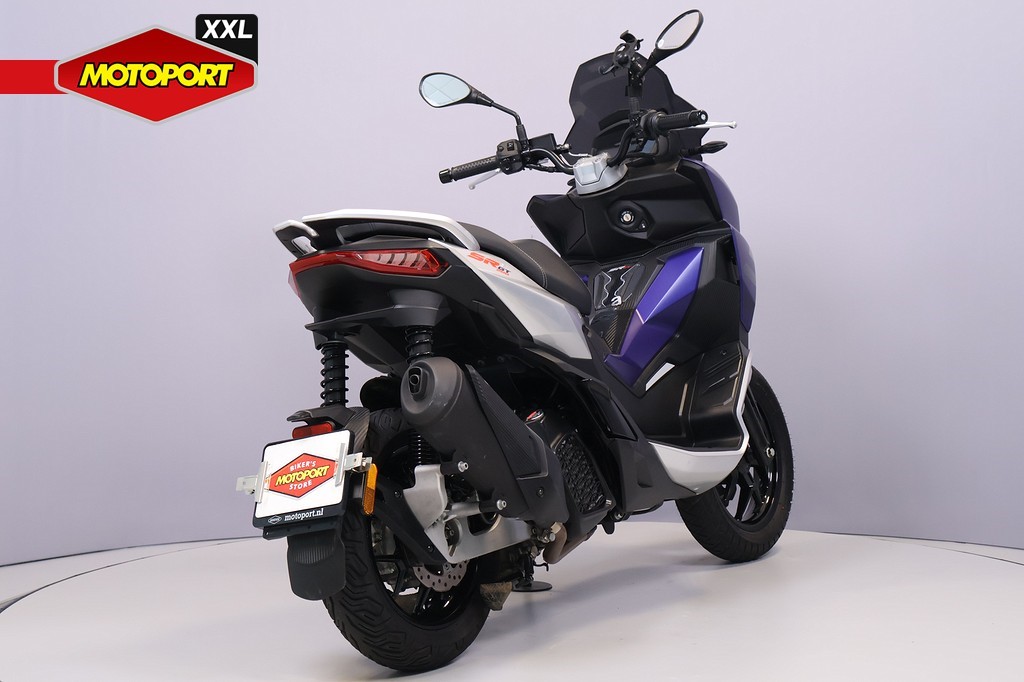 APRILIA - SR GT 200