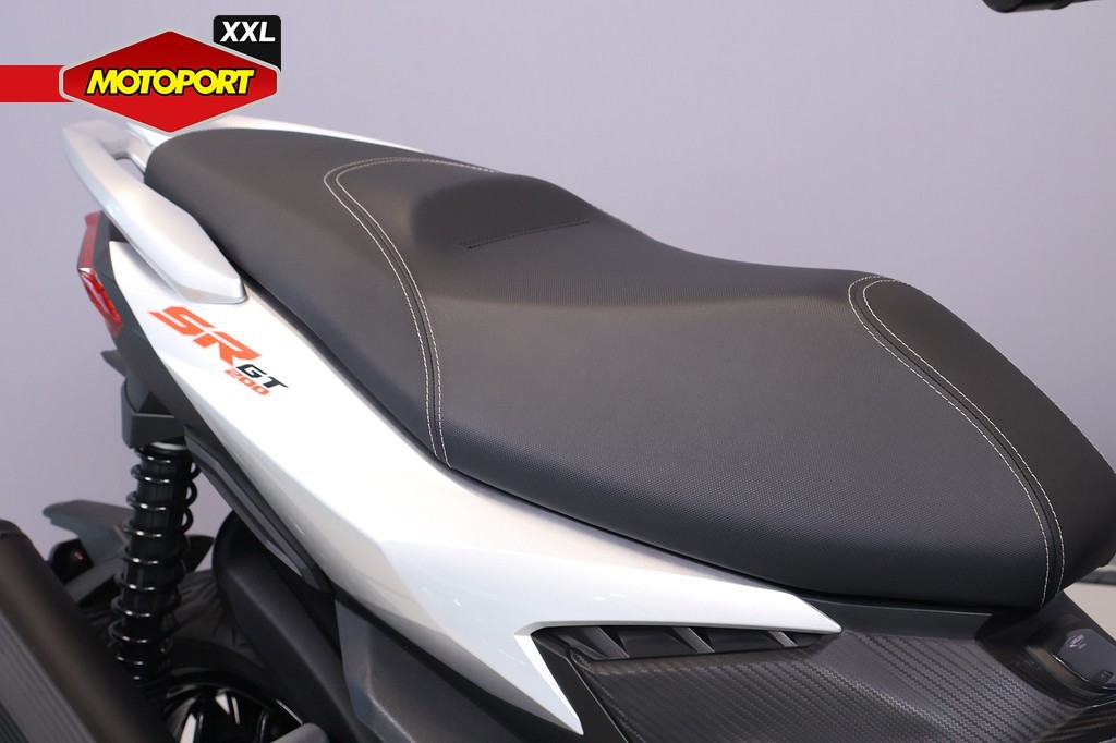 APRILIA - SR GT 200