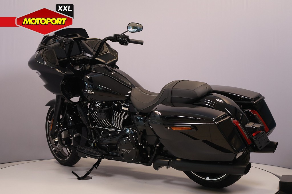 HARLEY-DAVIDSON - ROAD GLIDE