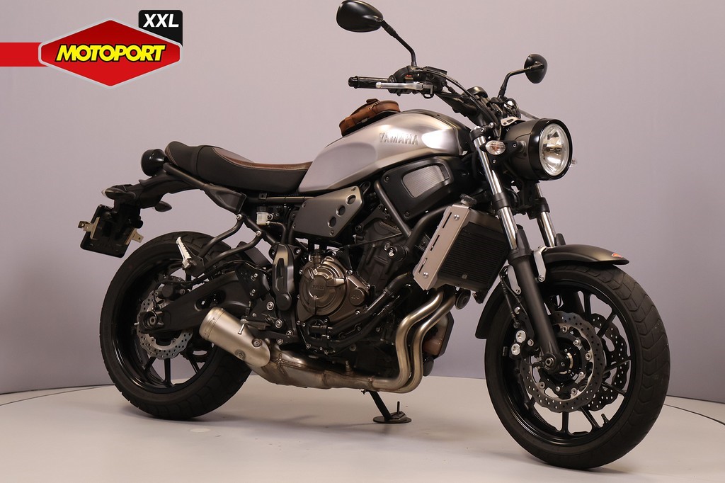 YAMAHA - XSR 700