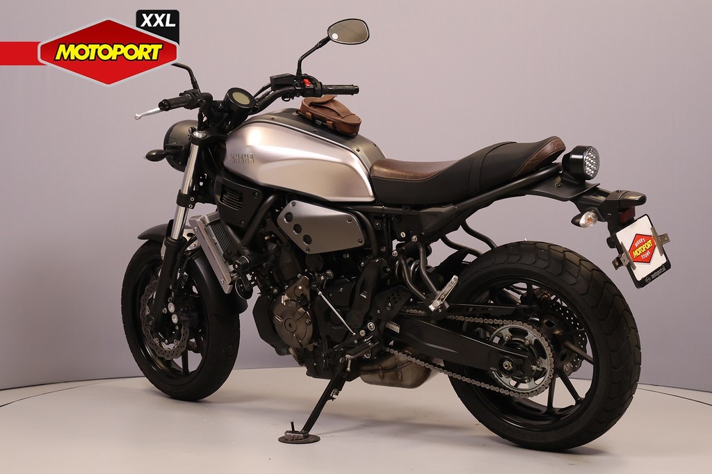 YAMAHA - XSR 700