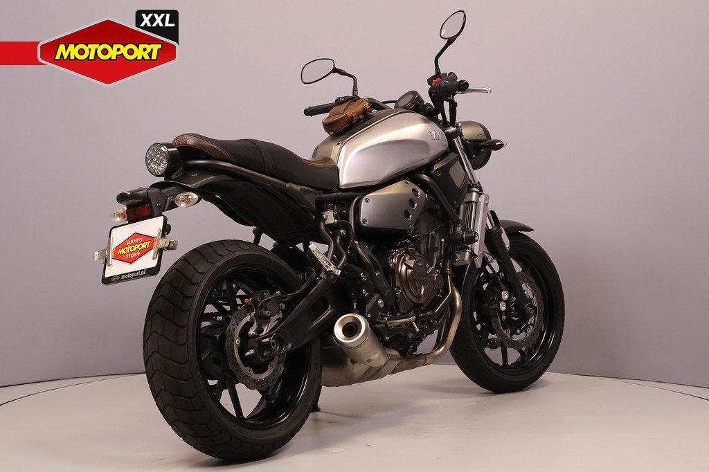 YAMAHA - XSR 700