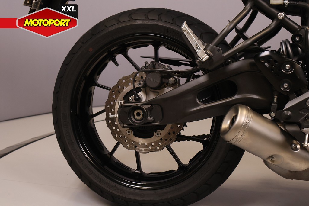 YAMAHA - XSR 700