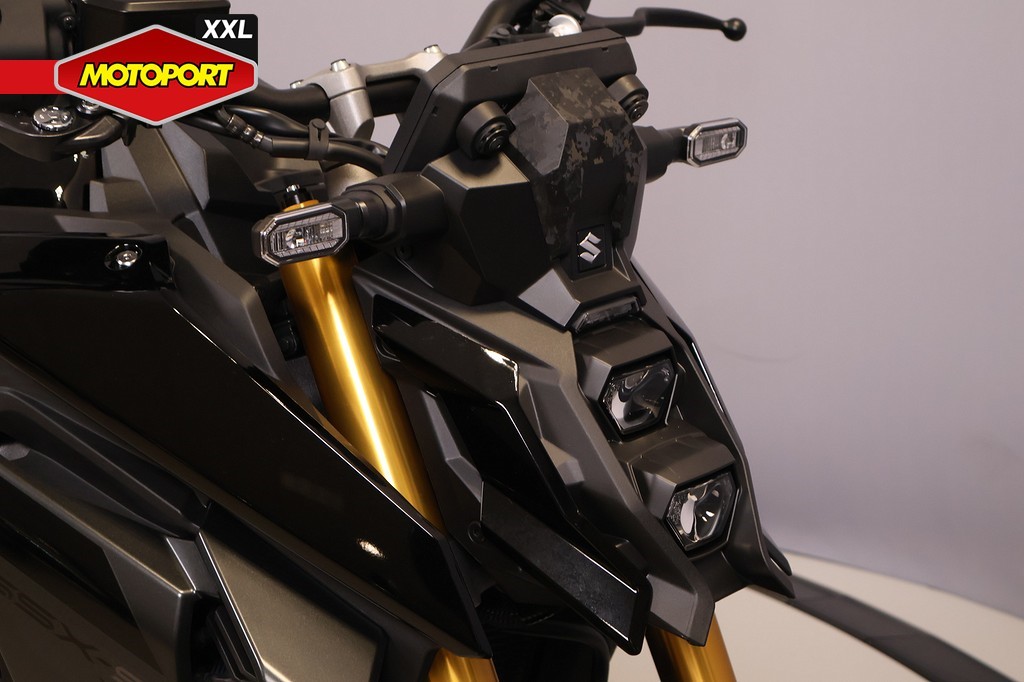SUZUKI - GSX-S 1000