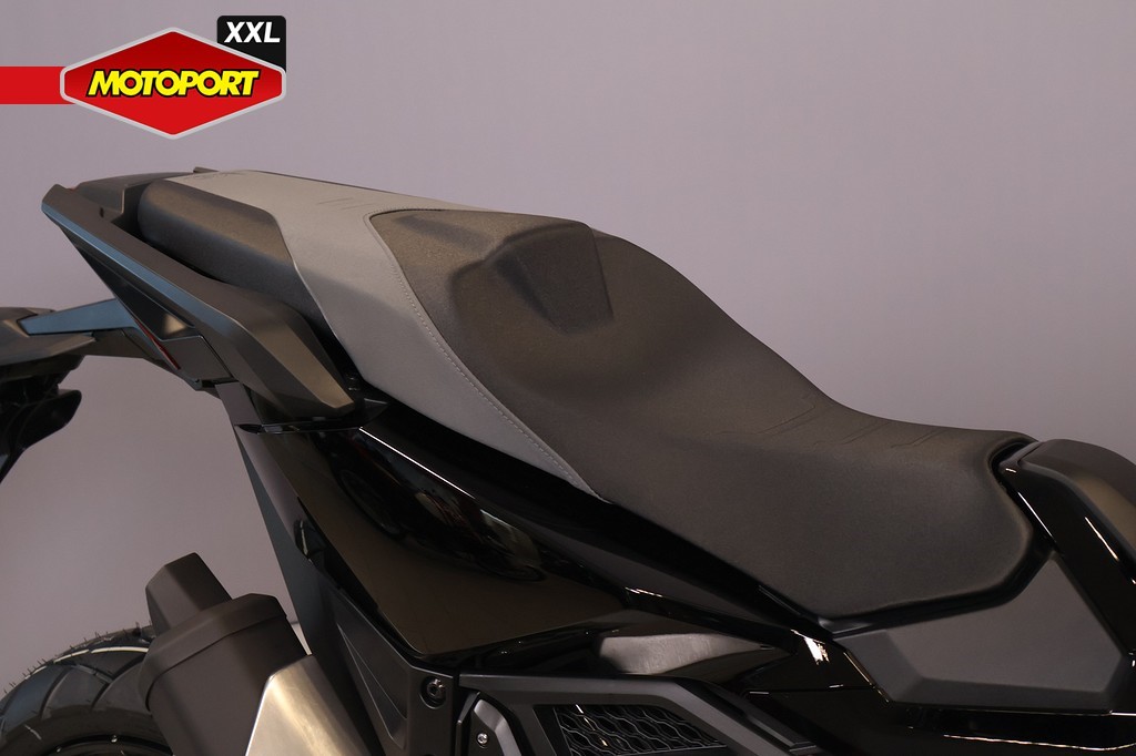 HONDA - X-ADV 750