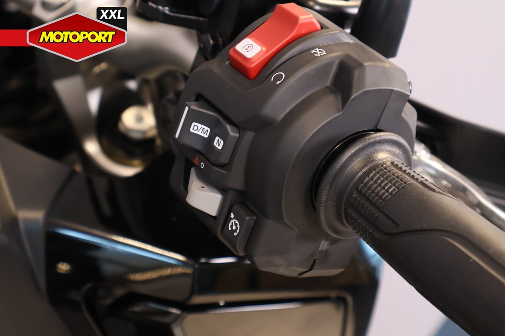 HONDA - X-ADV 750
