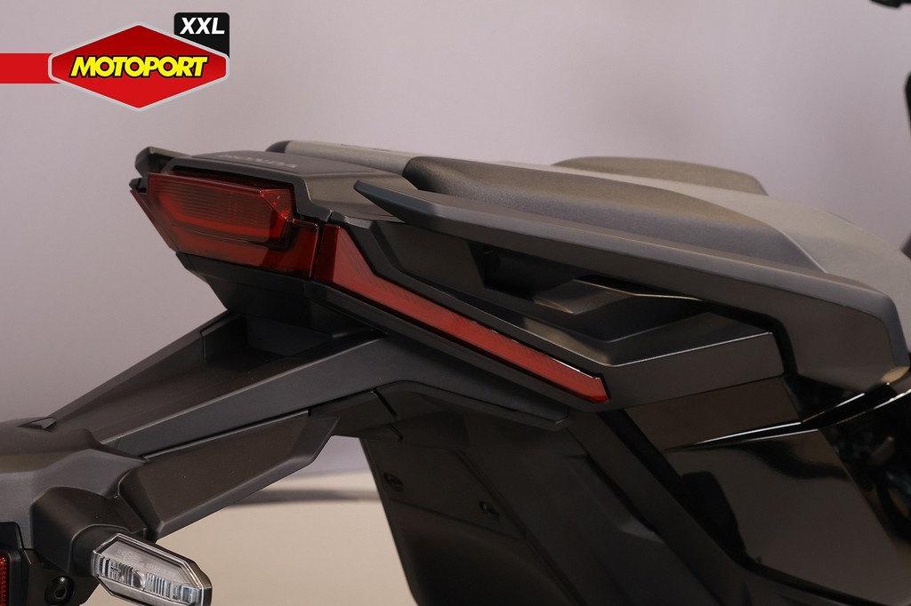 HONDA - X-ADV 750