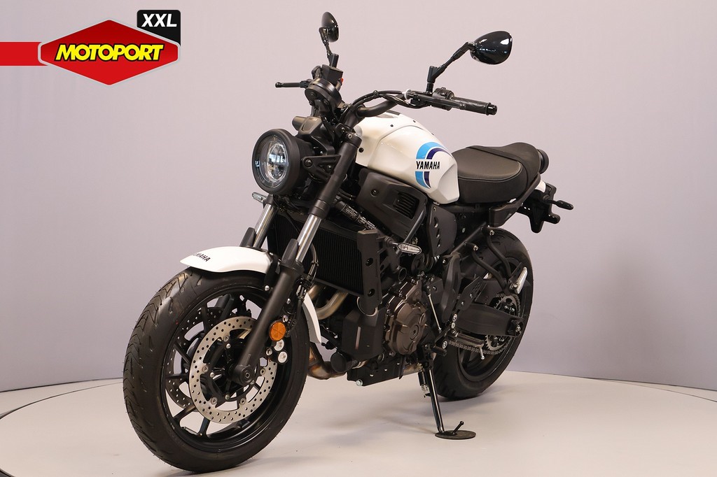 YAMAHA - XSR 700