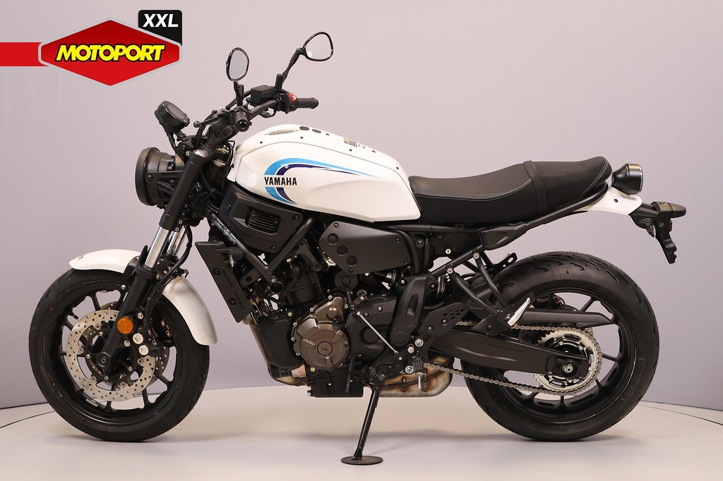 YAMAHA - XSR 700