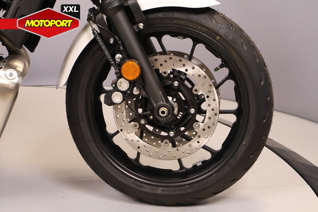 YAMAHA - XSR 700