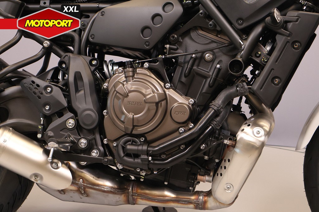 YAMAHA - XSR 700