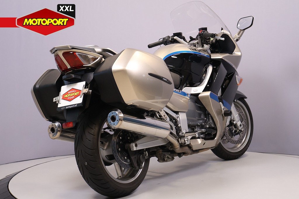 YAMAHA - FJR 1300 A
