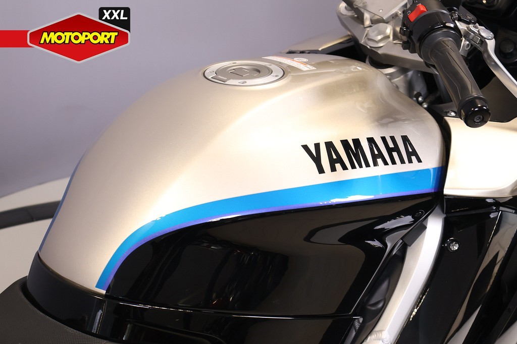 YAMAHA - FJR 1300 A