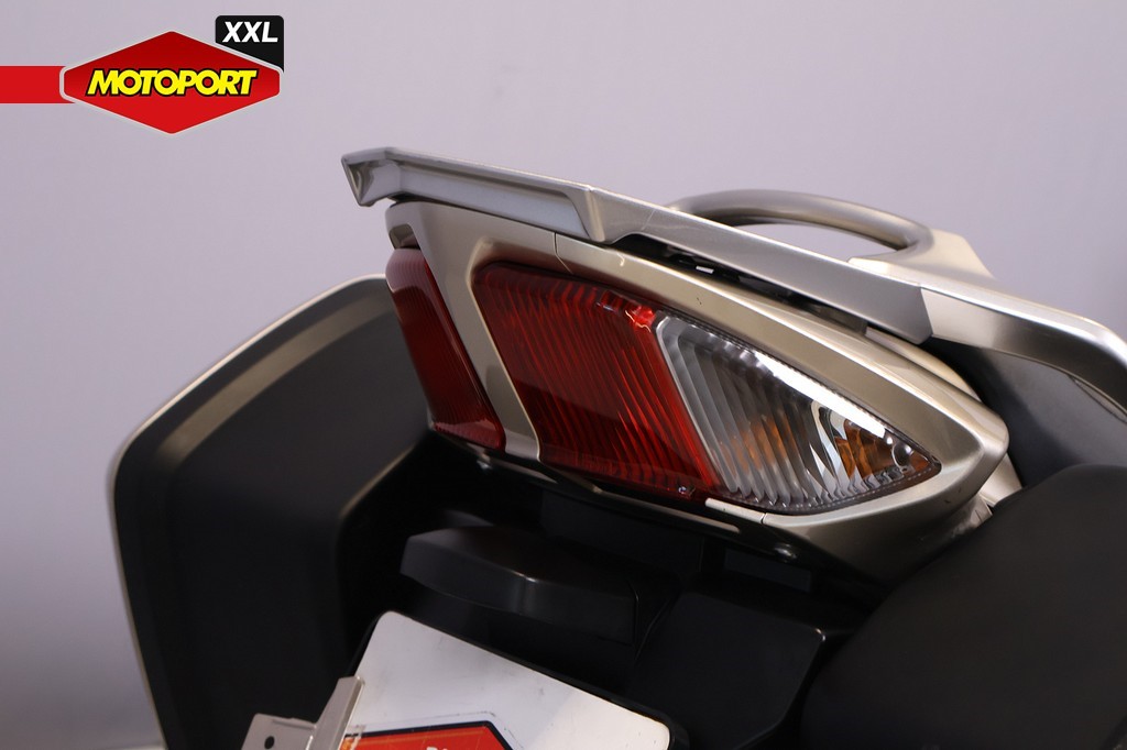 YAMAHA - FJR 1300 A