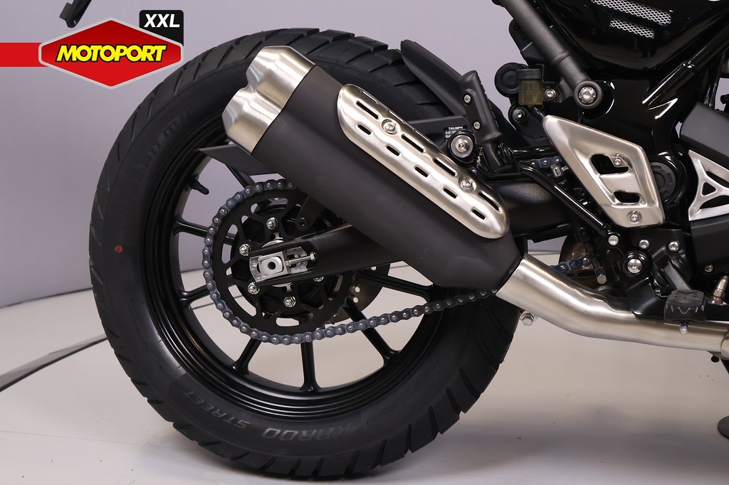 TRIUMPH - SCRAMBLER 400 X