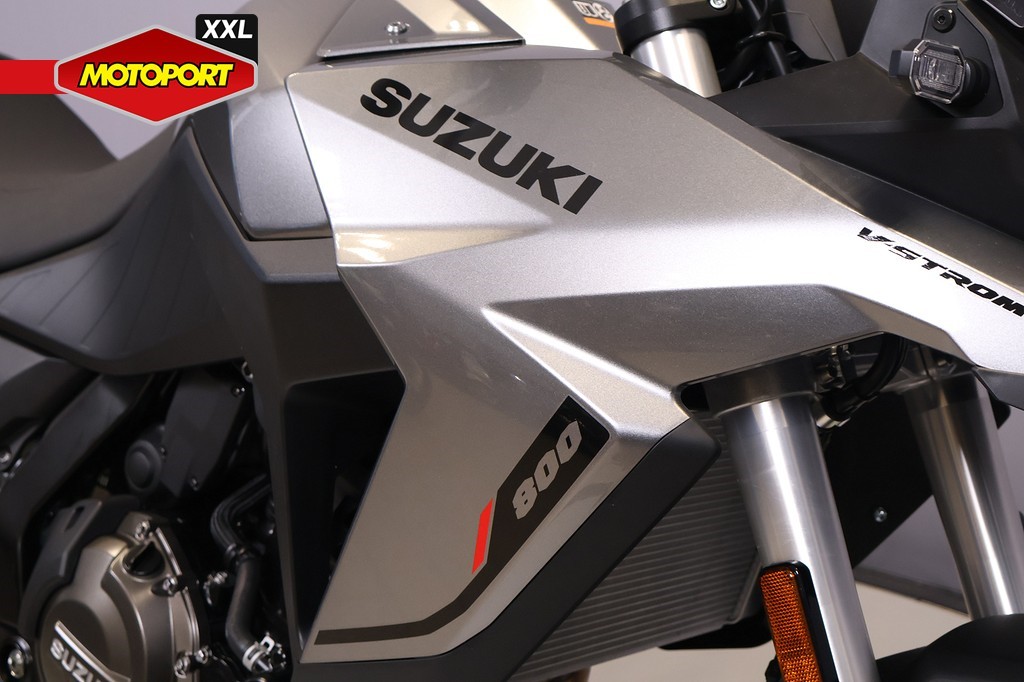 SUZUKI - V-STROM 800