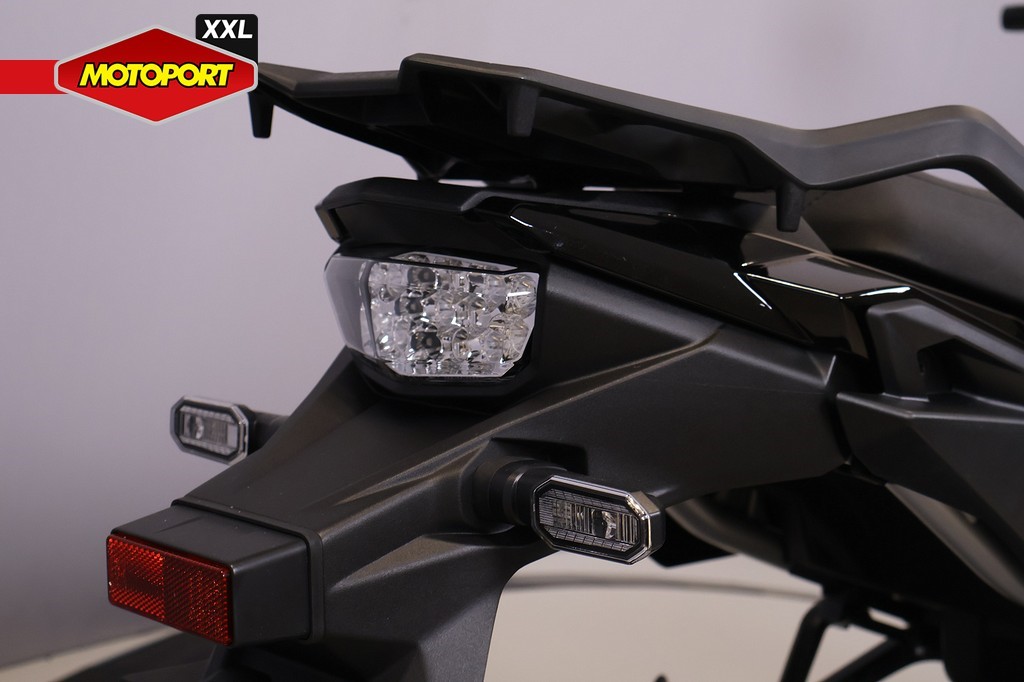 SUZUKI - V-STROM 800