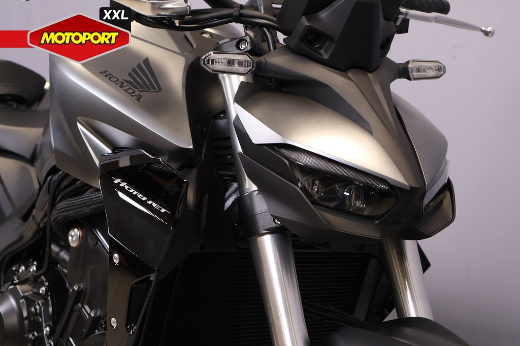 HONDA - CB 1000 HORNET