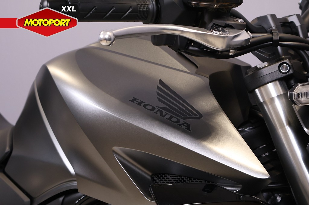 HONDA - CB 1000 HORNET